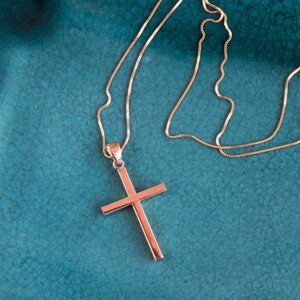 Picture of 9ct Gold Cross Necklace